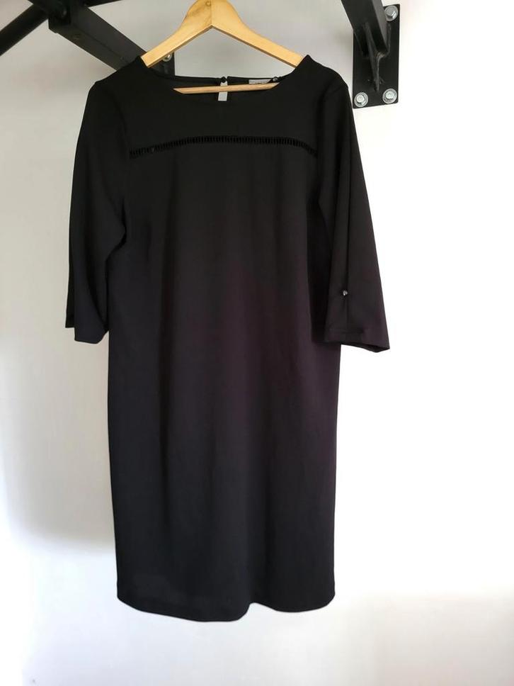 Zwarte jurk van Promiss - Nieuw!, Kleding | Dames, Jurken, Nieuw, Maat 42/44 (L), Zwart, Knielengte, Ophalen of Verzenden