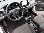 Kia Stonic 1.0 T-GDi MHEV DynamicPlusLine Stoelverwarming |, Auto's, Kia, 12 maanden, 710 kg, Wit, Origineel Nederlands