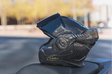 LS2  helm Advant X Full carbon op voorraad met 10 % korting beschikbaar voor biedingen