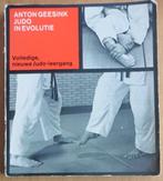Judo in evolutie - Anton Geesink, Boeken, Sportboeken, Gelezen, Vechtsport, Ophalen of Verzenden