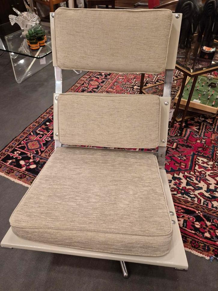 Bijzondere draaistoel, Huis en Inrichting, Fauteuils, Zo goed als nieuw, Hout, Metaal, Stof, 50 tot 75 cm, 75 tot 100 cm, Ophalen