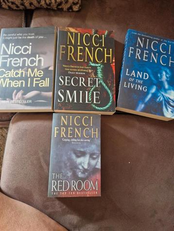 Nicci French Thrillers - 4 Boeken (ENGELS) beschikbaar voor biedingen