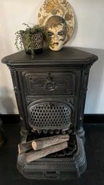 Te koop; antieke kachel godin, Huis en Inrichting, Ophalen, Gebruikt, Houtkachel, Vrijstaand