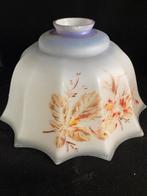 Art Deco Wafellamp Opaalglas Kap Bloemmotief, Antiek en Kunst, Ophalen of Verzenden
