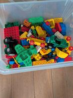 Grote bak duplo met veel poppetjes, Kinderen en Baby's, Speelgoed | Duplo en Lego, Ophalen of Verzenden, Gebruikt, Duplo