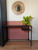 Bureau zwart staal, Ophalen