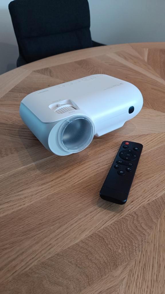 Yoton Y7 Beamer Projector, Audio, Tv en Foto, Beamers, Zo goed als nieuw, Ophalen of Verzenden