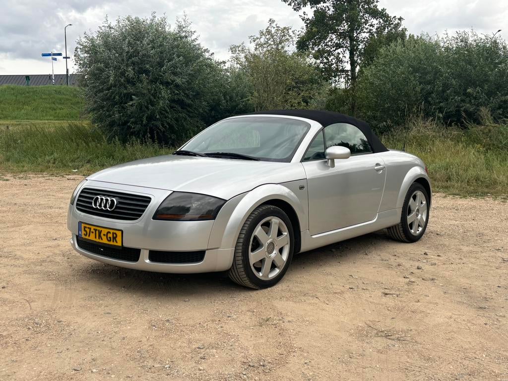 Super nette en goed onderhouden Audi TT cabrio 1.8 5v Turbo, Auto's, Voorwielaandrijving, TT, 4 cilinders, Cabriolet