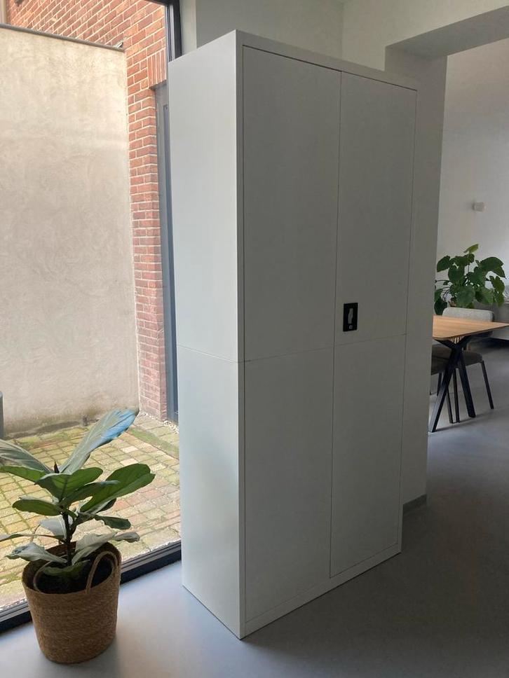 Witte stalen lockerkast 40x90x200cm, Huis en Inrichting, Kasten | Lockerkasten, Zo goed als nieuw, Ophalen
