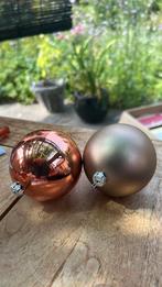 Kerstballen, 48, kunststof, beige/ zalm, Ophalen of Verzenden, Gebruikt