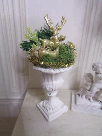 Luxe kerststuk....Poppenhuis 1:12... (Nr P95)*    beschikbaar voor biedingen