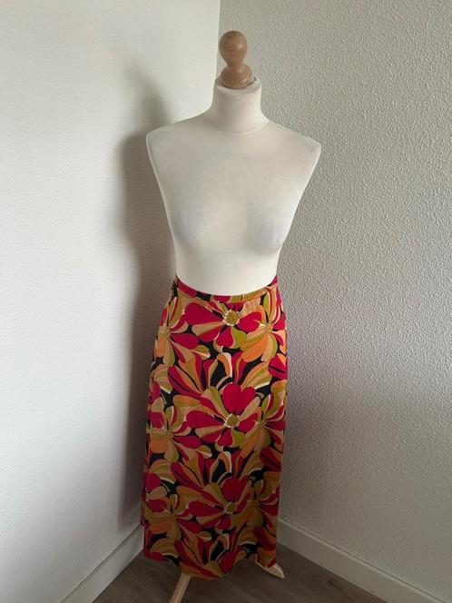 King Louie maat XL Juno midi skirt Adore NIEUW, Kleding | Dames, Rokken, Nieuw, Maat 46/48 (XL) of groter, Rood, Onder de knie