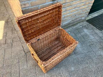 Grote rieten speelgoed mand opberg ruimte beschikbaar voor biedingen