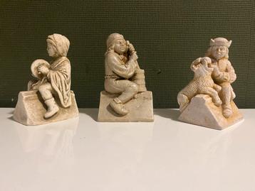 Drie gevel Beeldjes, st Jan ‘s-Hertogenbosch beschikbaar voor biedingen