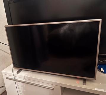 Philips 32 inch ambilight smart TV beschikbaar voor biedingen