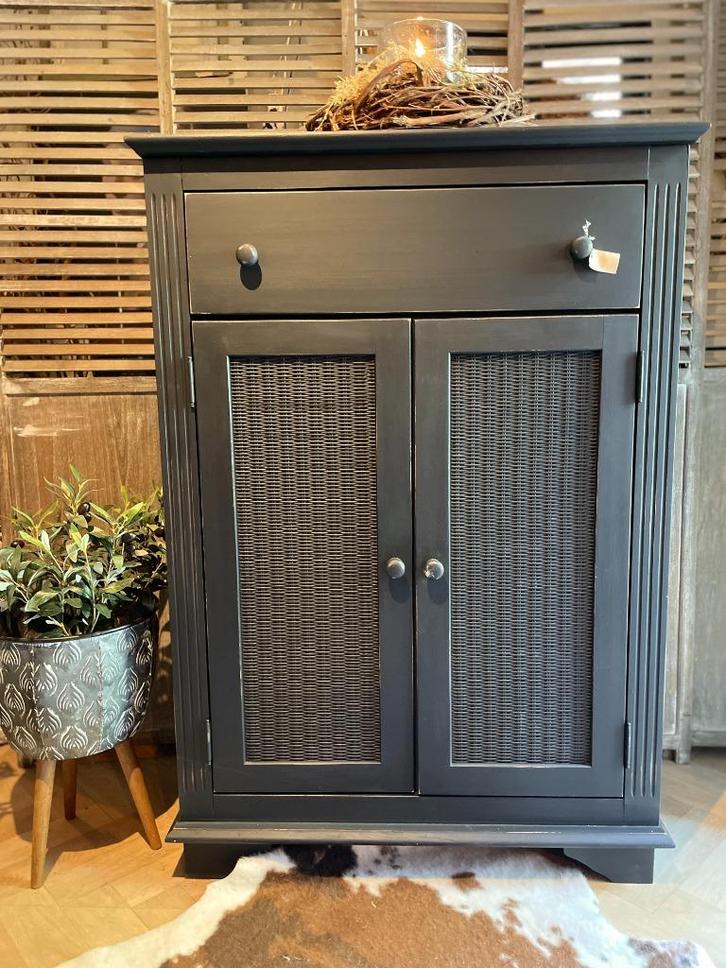 Meidenkast offblack mat, Kinderen en Baby's, Kinderkamer | Commodes en Kasten, Gebruikt, Kast, 105 cm of meer, 75 tot 100 cm, Minder dan 50 cm