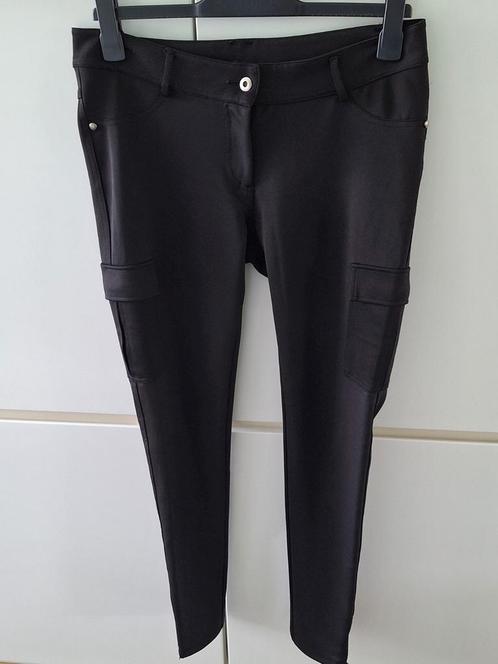 ZWARTE DAMES BROEK VAN MOOIE KWALITEIT L, Kleding | Dames, Broeken en Pantalons, Zo goed als nieuw, Zwart, Ophalen