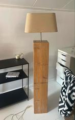 Vloerlamp steigerhout, Huis en Inrichting, Lampen | Vloerlampen, Ophalen, Zo goed als nieuw, Hout, 100 tot 150 cm