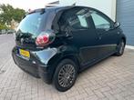 Toyota Aygo 1.0-12V Comfort/Airco/Aux/Elek-pakket/Apk, Voorwielaandrijving, Metallic lak, Gebruikt, 4 stoelen