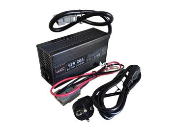 LiFePO4 Acculader 12V 20A – Slimme Lader Anderson SB50 beschikbaar voor biedingen