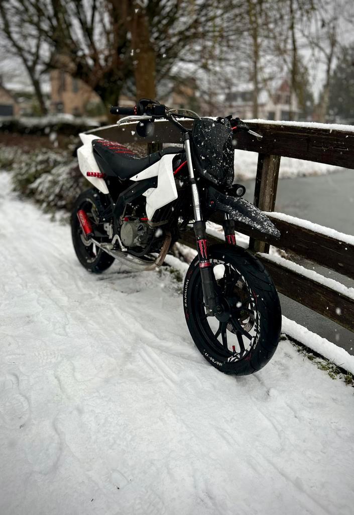 Derbi senda drd 70 (2011), Fietsen en Brommers, Brommers | Derbi, Gebruikt, Maximaal 45 km/u, Ophalen