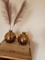 2 bruine terra glazen vazen flessen Blokker, Ophalen of Verzenden, Zo goed als nieuw, Overige kleuren, Minder dan 50 cm