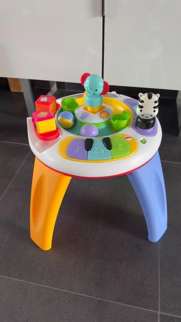 Fisher Price speeltafel met licht & geluid! beschikbaar voor biedingen
