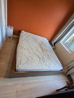 Twee persoons bed, licht beschadigd., Huis en Inrichting, Slaapkamer | Complete slaapkamers, Ophalen, Gebruikt, Tweepersoons