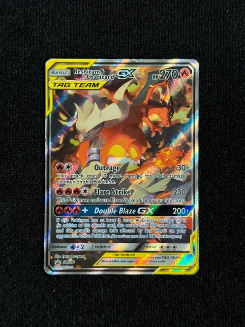 Reshiram & Charizard GX (SM 201), Hobby en Vrije tijd, Verzamelkaartspellen | Pokémon, Zo goed als nieuw, Losse kaart, Ophalen of Verzenden
