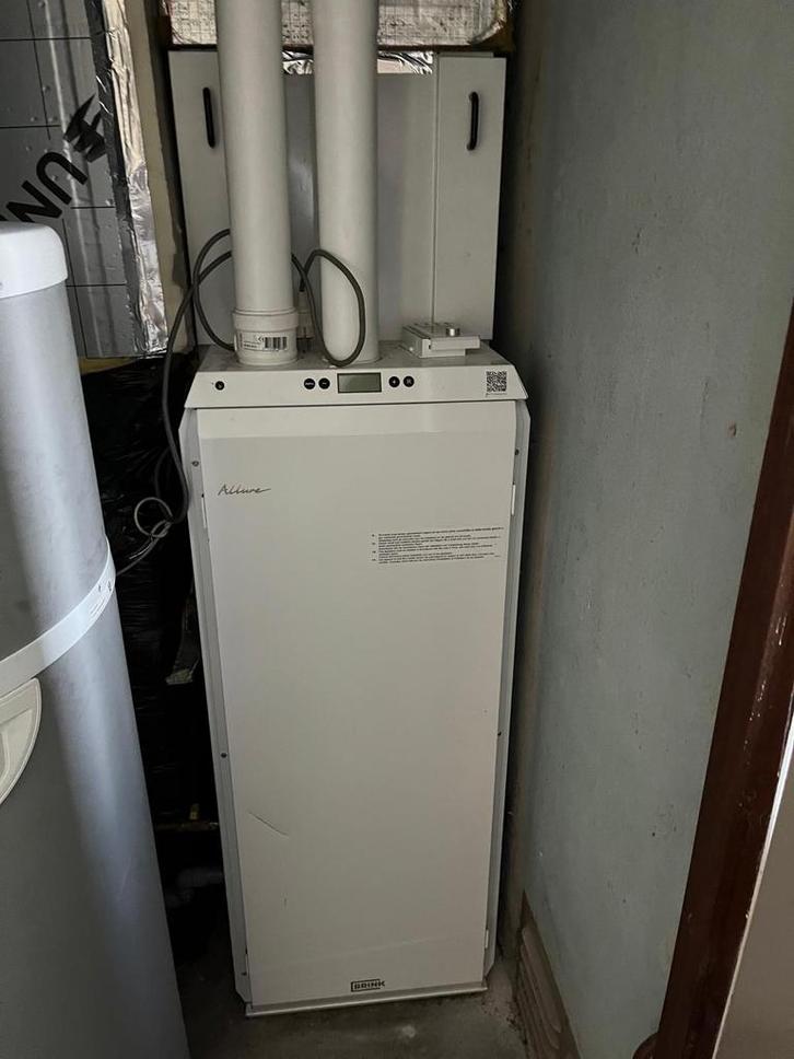 Ketel Brink Allure B25 luchtverwarming BJ 2022, Doe-het-zelf en Verbouw, Verwarming en Radiatoren, Zo goed als nieuw, Cv-ketel of Combi-ketel