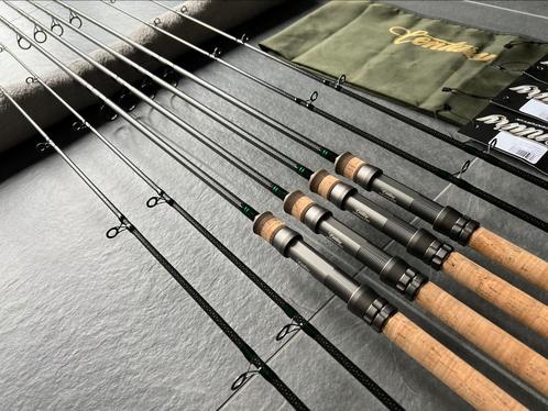 4 x Century Armalite MK3 Cork 10ft 2,75lbs NIEUWSTAAT!, Watersport en Boten, Hengelsport | Karpervissen, Zo goed als nieuw, Complete set
