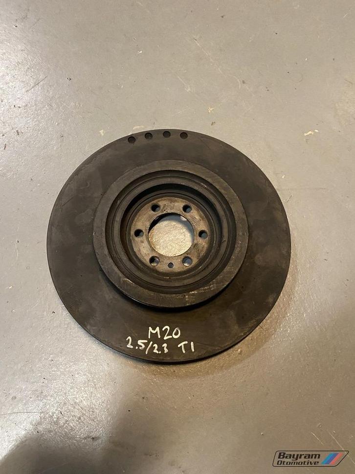 Bmw E30 krukaspoelie m20 325i 323i bmw 1708852 E21 3-serie, Auto-onderdelen, Motor en Toebehoren, BMW, Gebruikt, Ophalen of Verzenden