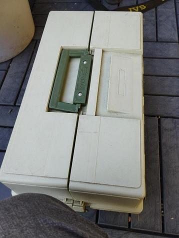 Gevulde viskist Albatros  beschikbaar voor biedingen