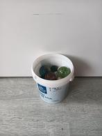 Ongeveer 135 knikkers van verschillende maten, Hobby en Vrije tijd, Gezelschapsspellen | Overige, Vijf spelers of meer, Ophalen