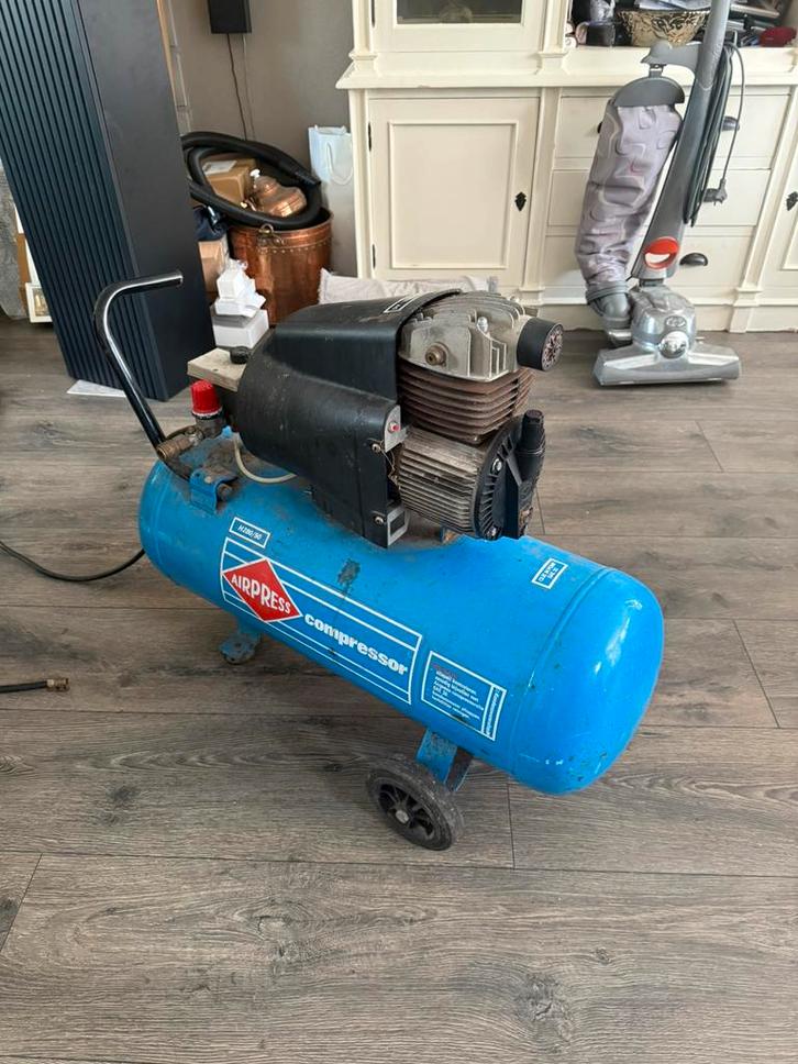 Airpress H280/50 compressor, Doe-het-zelf en Verbouw, Compressors, 100 liter of meer, 200 tot 400 liter/min, Ophalen of Verzenden