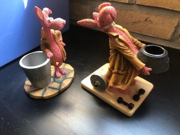 2 beeldjes Ab Normaal uit de Stamgasten van Toon van Driel beschikbaar voor biedingen
