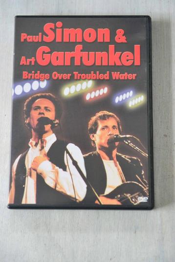  	 PAUL SIMON AND ART GARFUNKEL == Bridge Over Troubled Wate beschikbaar voor biedingen