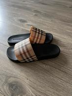 Burberry slippers. Maat 42, Ophalen of Verzenden, Nieuw, Burberry