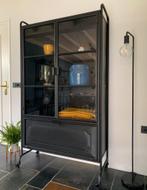 BePureHome Vitrinekast Metaal/Glas Zwart, Huis en Inrichting, Kasten | Vitrinekasten, Ophalen, 100 tot 150 cm, Zo goed als nieuw