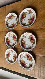6 petit four schaaltjes Royal Albert old coutey roses, Huis en Inrichting, Keuken | Servies, Overige typen, Ophalen of Verzenden