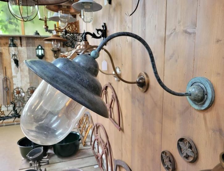 Klassieke brons stallamp buitenlamp NIEUW, Huis en Inrichting, Lampen | Wandlampen, Nieuw, Glas, Metaal, Verzenden