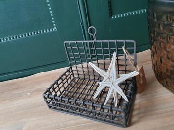 Zeepbakje beschikbaar voor biedingen