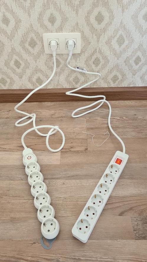 2 X STEKKERDOZEN NIEUW, Doe-het-zelf en Verbouw, Elektra en Kabels, Nieuw, Ophalen