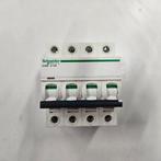 NIEUW !! 3X SCHNEIDER INSTALLATIEAUTOMAAT B10 400 VOLT, Ophalen of Verzenden, Nieuw