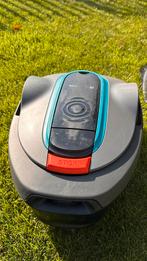 Gardena robotmaaier, incl. garage. Bieden vanaf € 350, Ophalen, Gebruikt, Bestuurbaar via app, Minder dan 20 cm