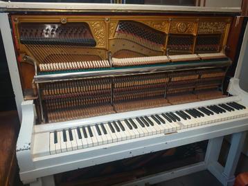 Steinweg staand piano uit 1899 koncert model 88 toetsen