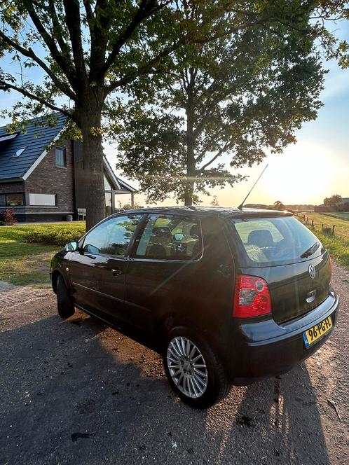 Volkswagen Polo 1.4 55KW 2004 Zwart APK tot 2026, Auto's, Volkswagen, Particulier, Polo, Benzine, C, Hatchback, Handgeschakeld