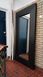 Grote Passpiegel met Donkere Houten Lijst, Huis en Inrichting, Woonaccessoires | Spiegels, Ophalen of Verzenden, Zo goed als nieuw