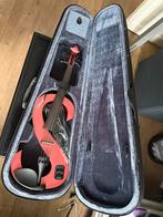 Stagg 4/4 elektrische viool S-vorm in koffer, Muziek en Instrumenten, Strijkinstrumenten | Violen en Altviolen, Gebruikt, Elektrisch