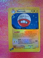 Electrode 8/147 reverse holo pokemon kaart, Hobby en Vrije tijd, Verzamelkaartspellen | Pokémon, Ophalen of Verzenden, Zo goed als nieuw